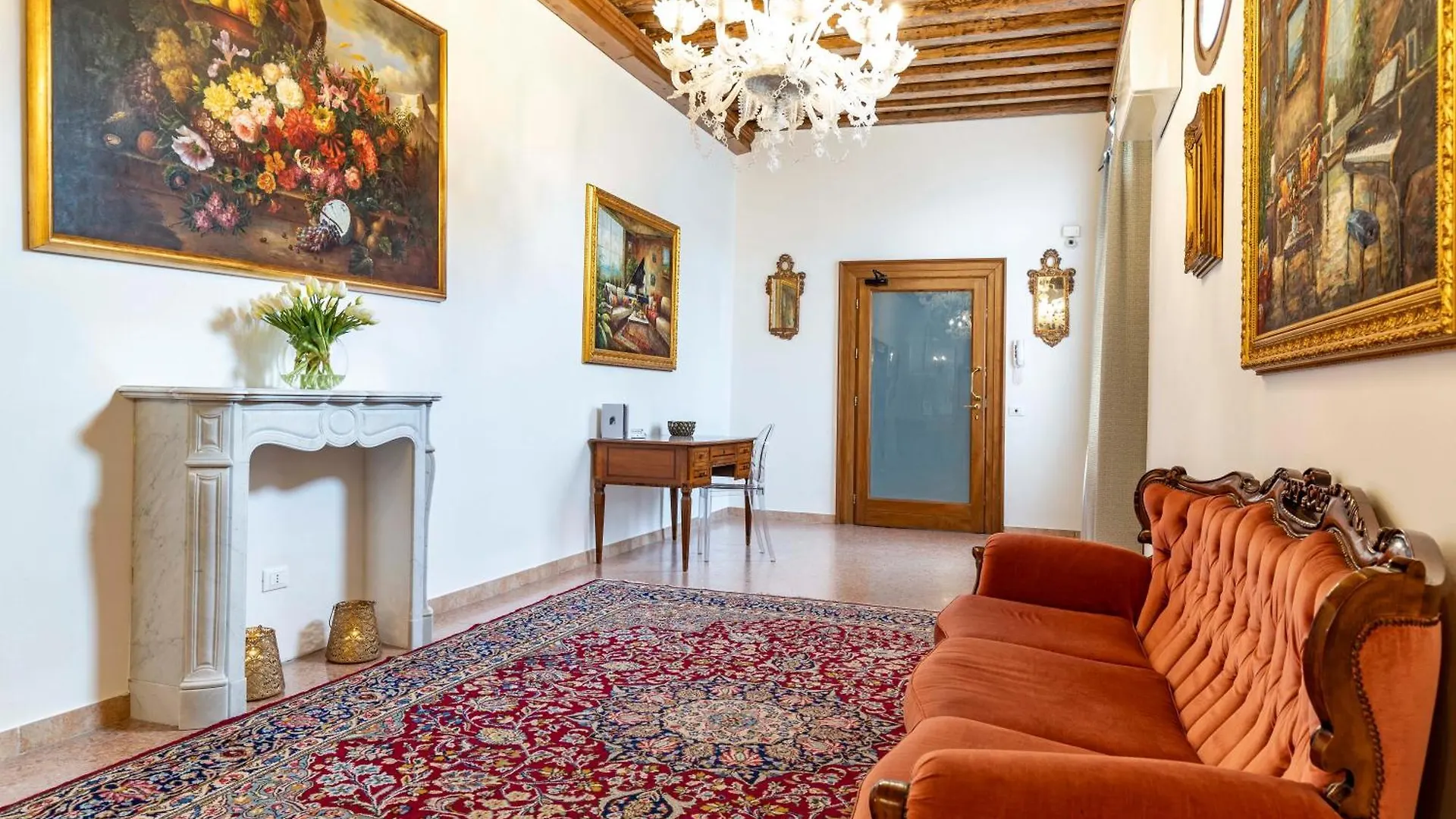 Vivaldi Suites R&R Venice Apartment
