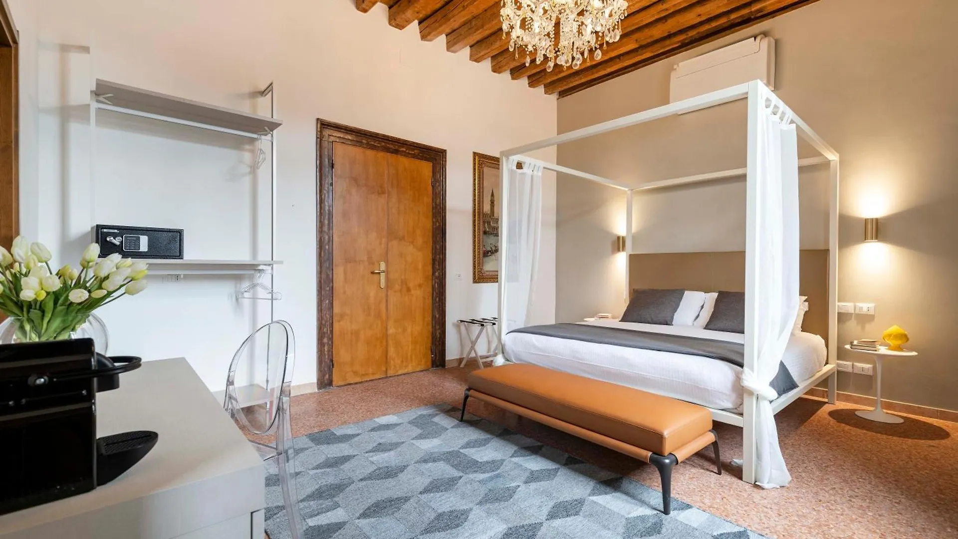 Vivaldi Suites R&R Venice
