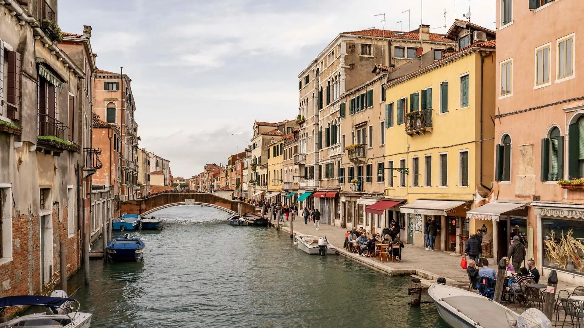Vivaldi Suites R&R Venice Apartment