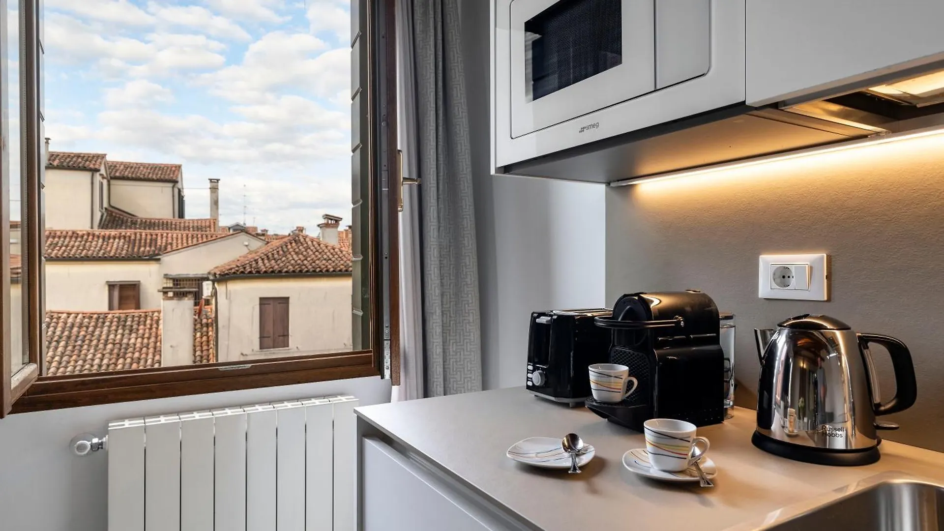 Apartment Vivaldi Suites R&R Venice Italy