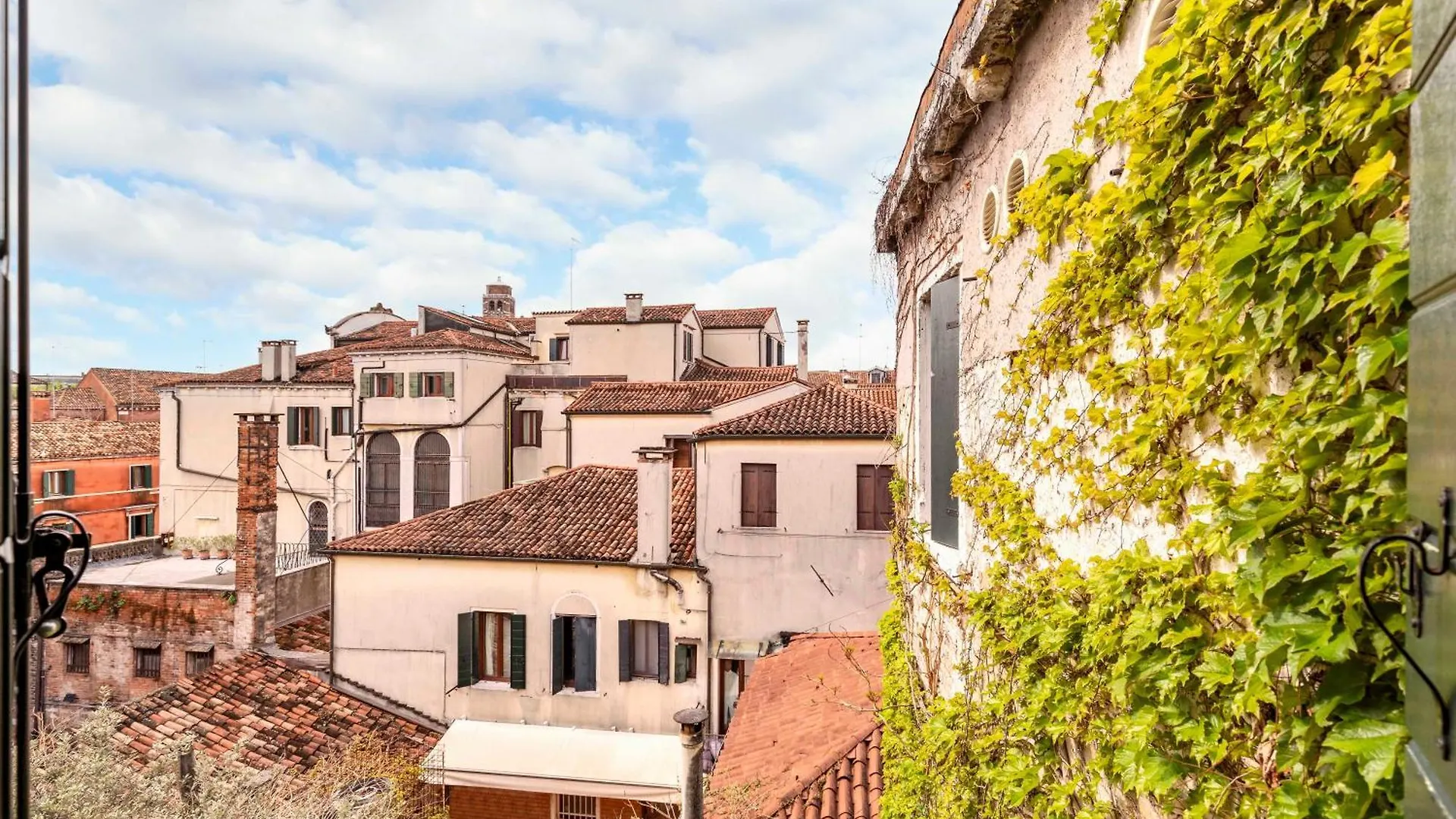 Vivaldi Suites R&R Venice 0*,  Italy