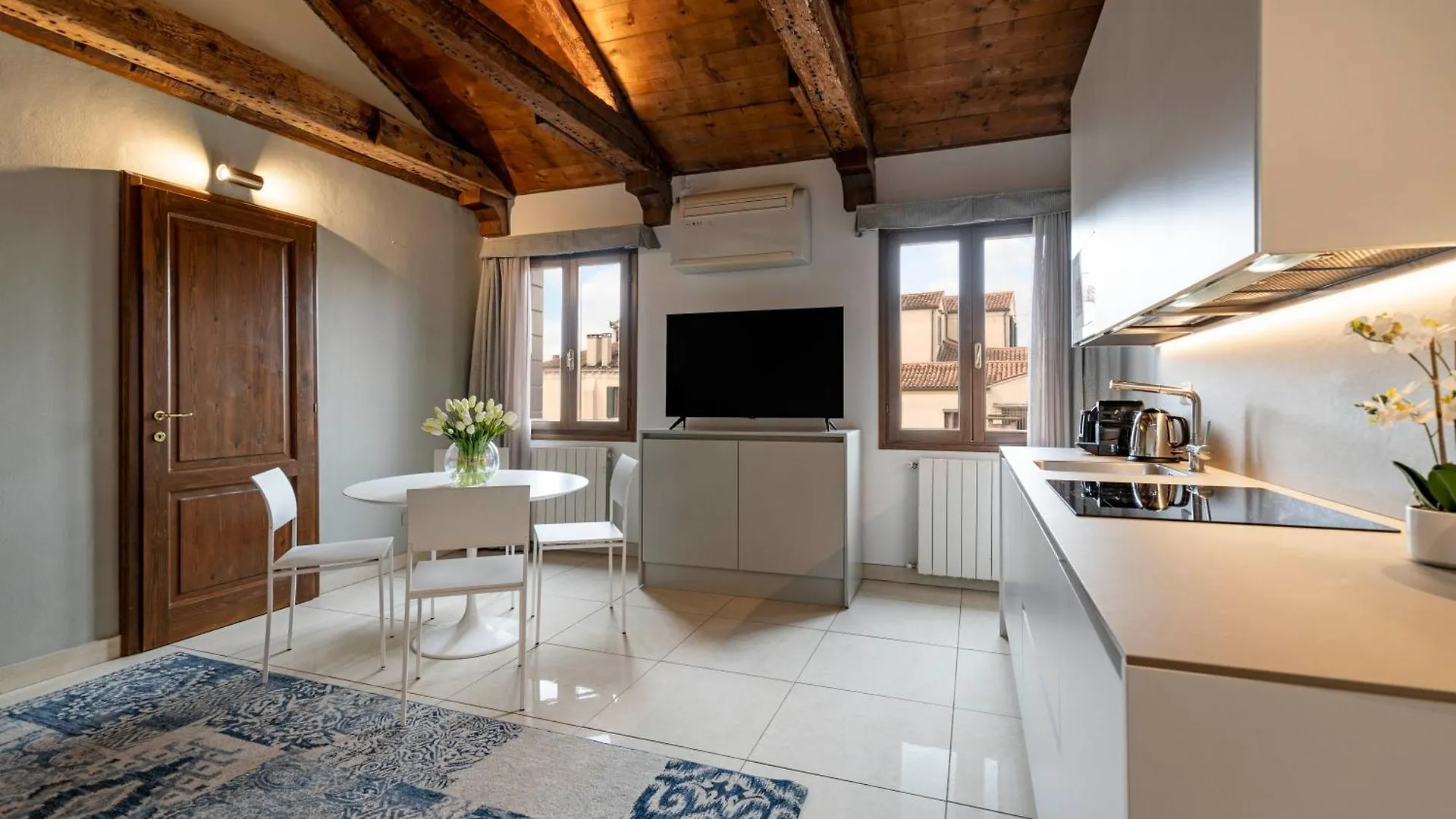 Vivaldi Suites R&R Venice Italy