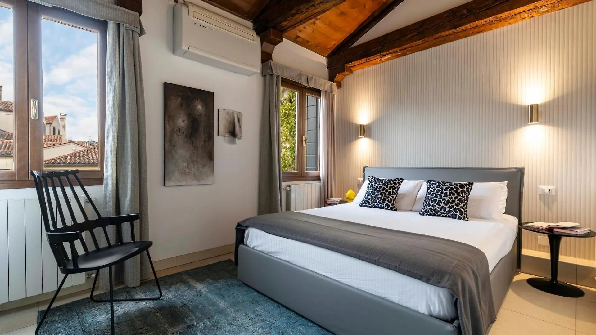 Apartment Vivaldi Suites R&R Venice Italy