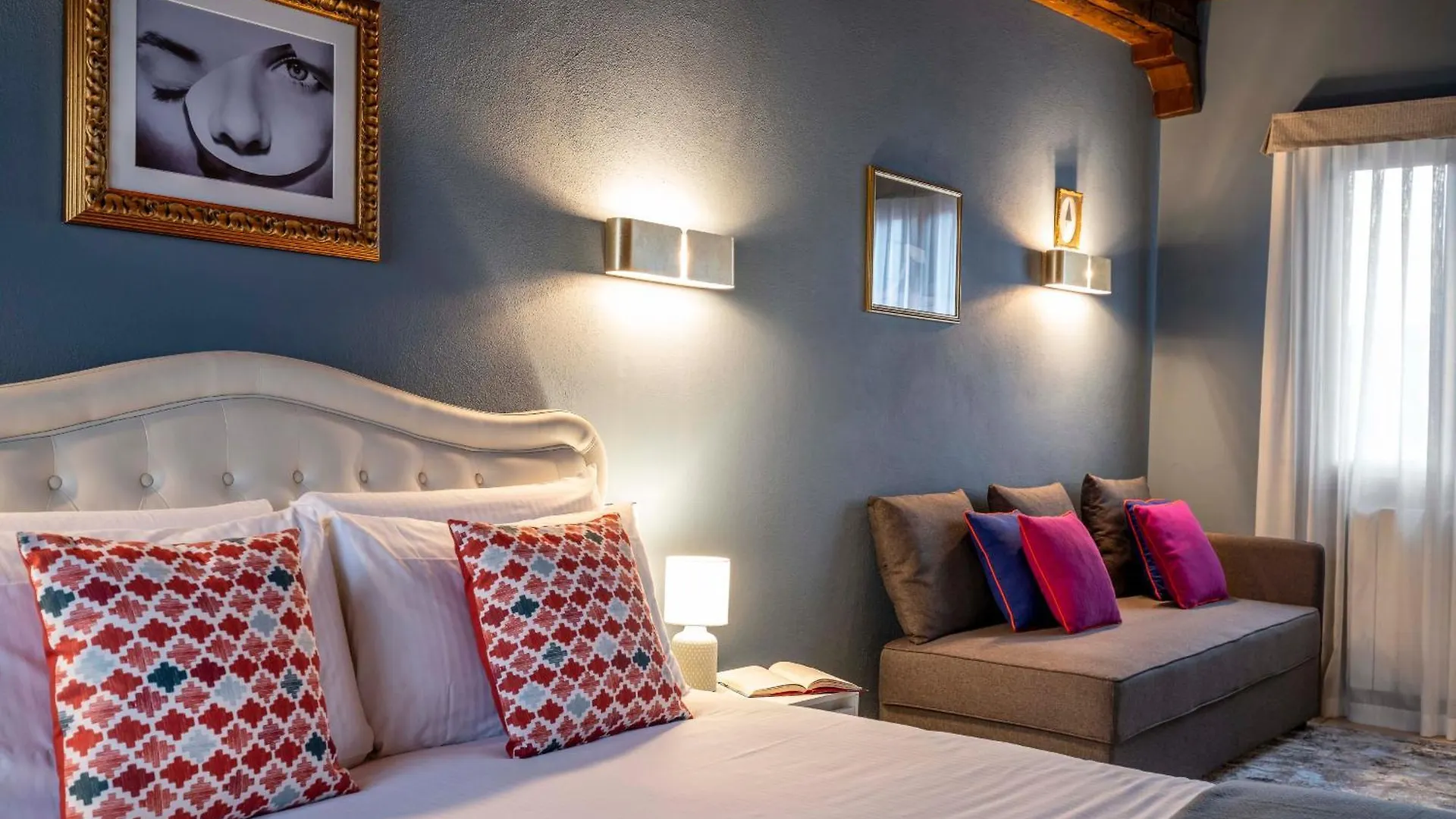 Vivaldi Suites R&R Venice Italy
