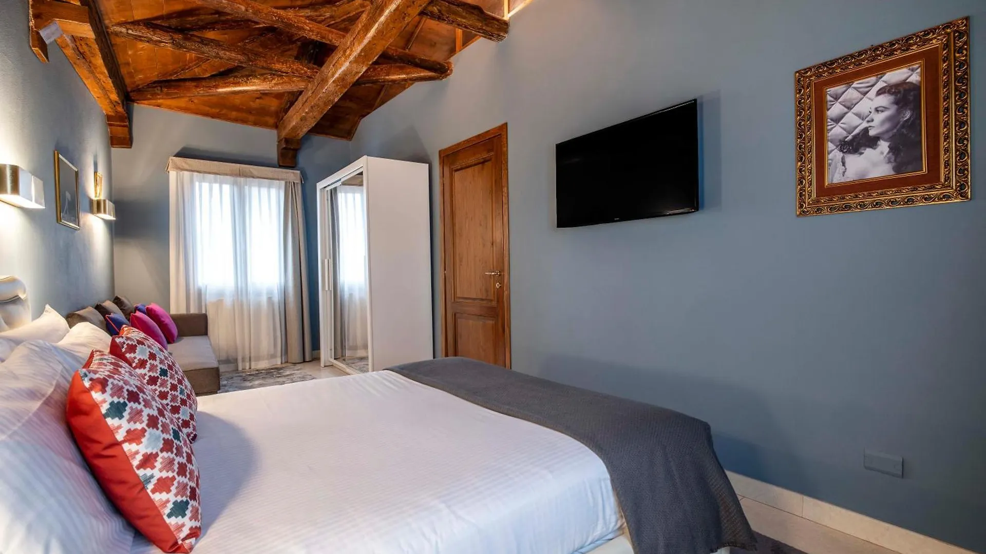 Vivaldi Suites R&R Venice 0*,  Italy