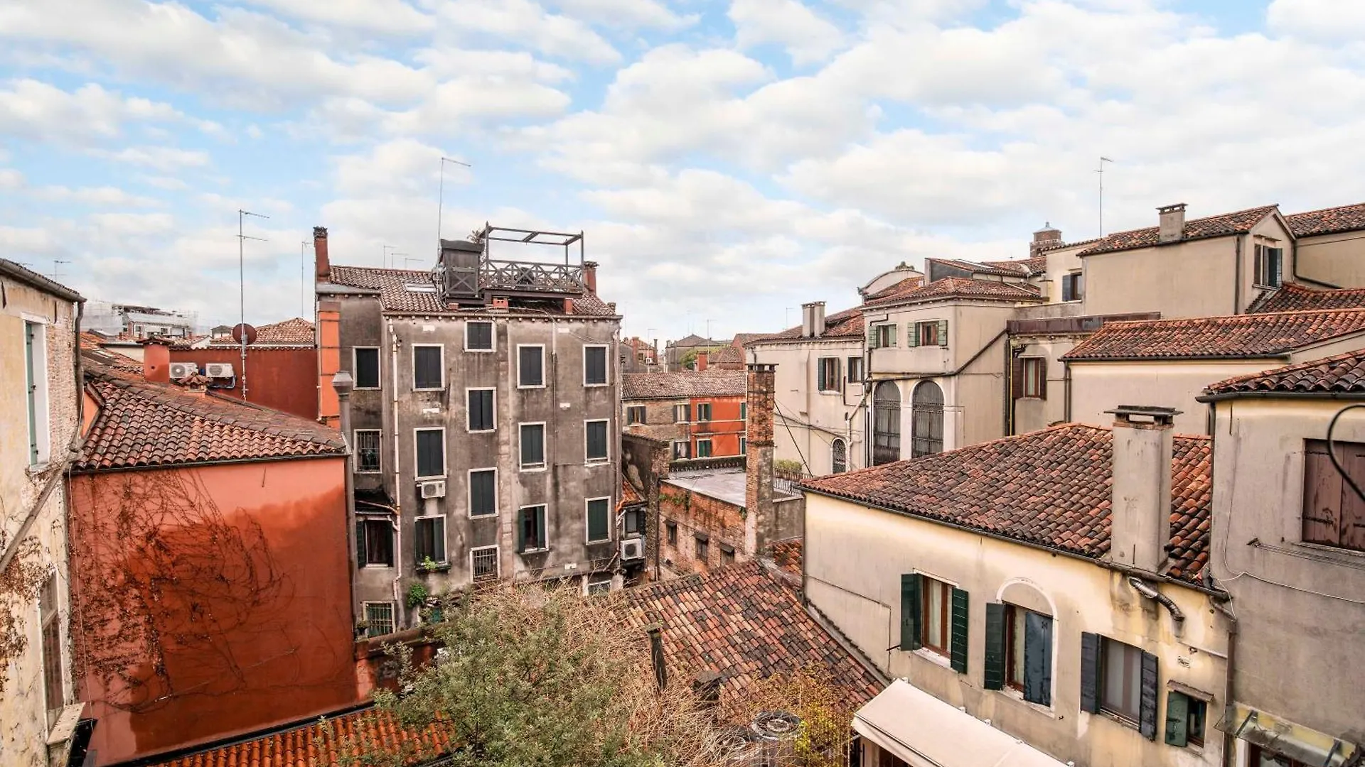 Vivaldi Suites R&R Venice 0*,  Italy
